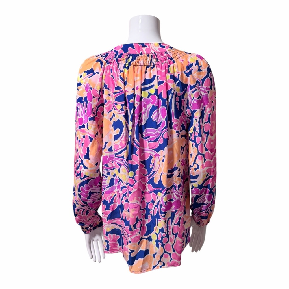 Lilly Pulitzer Elsa Silk Blouse Catch and Release Size Small Cape COD - Picture 5 of 9